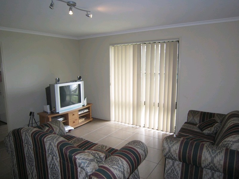 121 Bayley Road, Pine Mountain QLD 4306