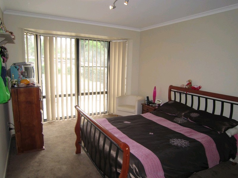 121 Bayley Road, Pine Mountain QLD 4306