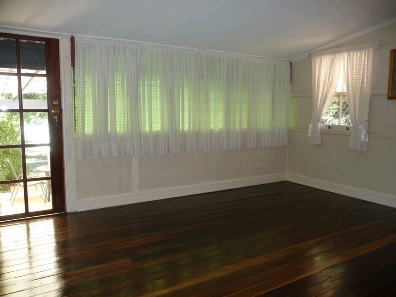 67 Pine Mountain Road, North Ipswich QLD 4305