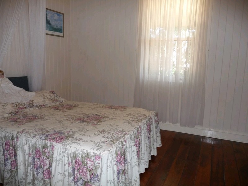 67 Pine Mountain Road, North Ipswich QLD 4305