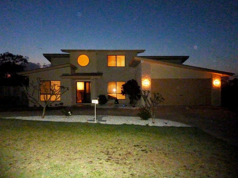 6 – 8 Lachlan Place, Karalee QLD 4306