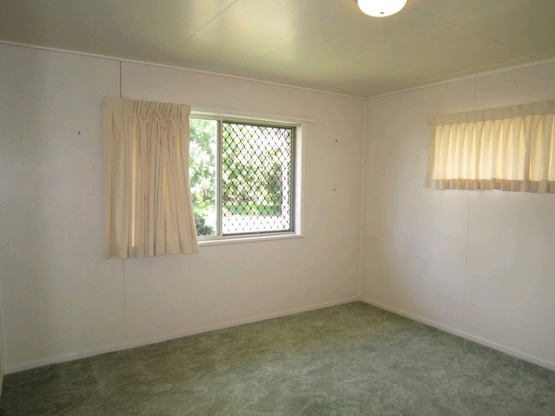 9 Mccosker Street, Riverview QLD 4303