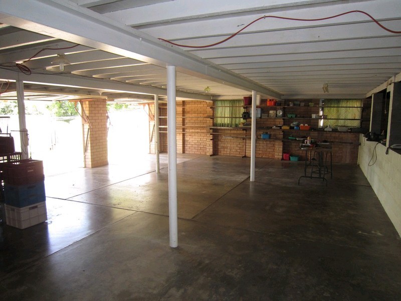 9 Mccosker Street, Riverview QLD 4303