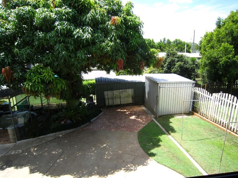 9 Mccosker Street, Riverview QLD 4303