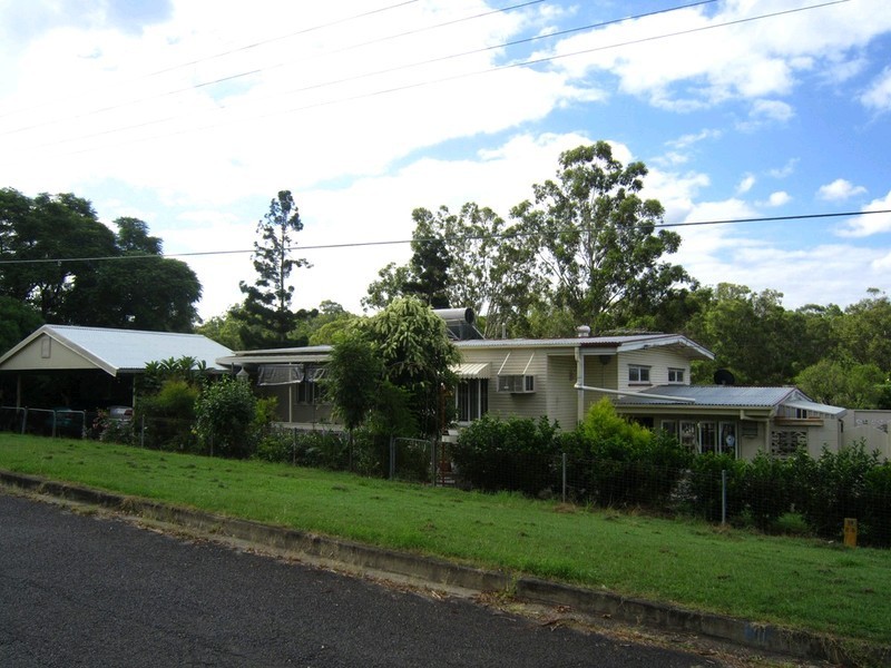 1 Maher Street, North Ipswich QLD 4305