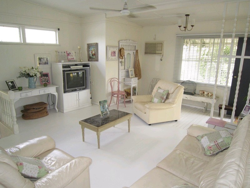 1 Maher Street, North Ipswich QLD 4305