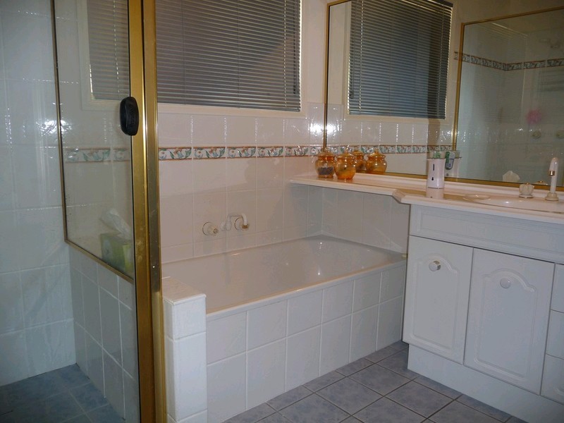 31 Highmead Drive, Brassall QLD 4305