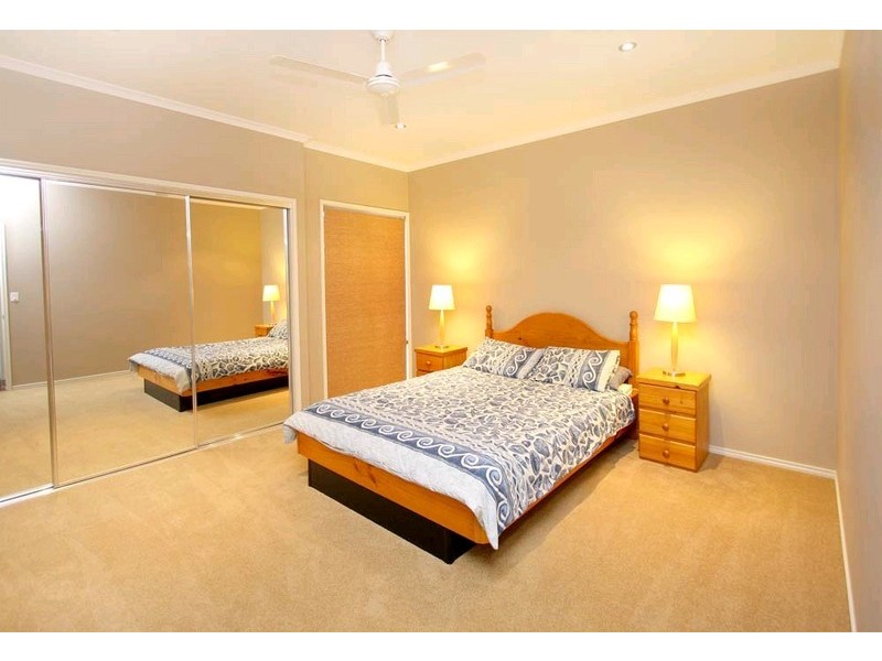 17 Phar Lap Parade, Karalee QLD 4306