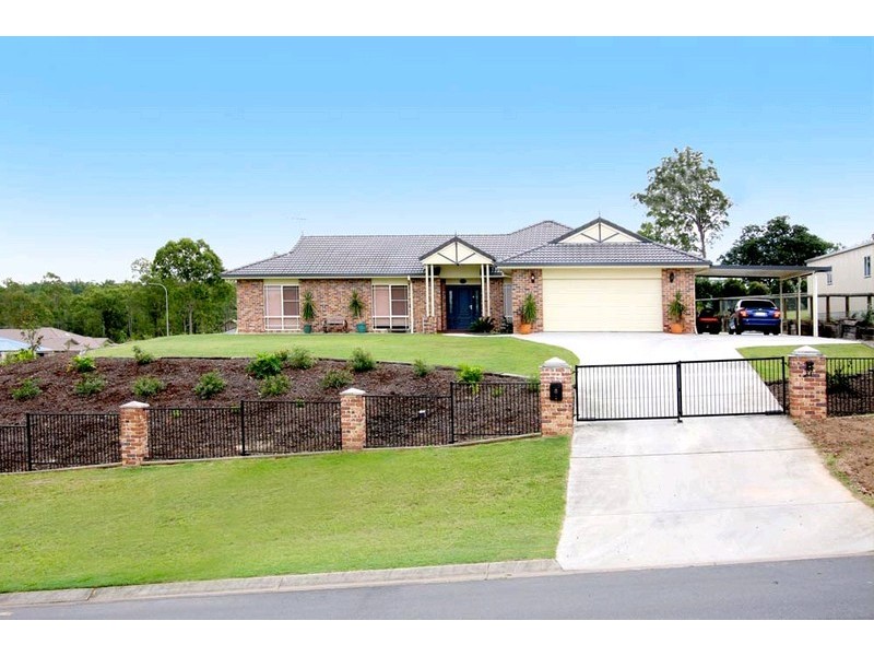 17 Phar Lap Parade, Karalee QLD 4306