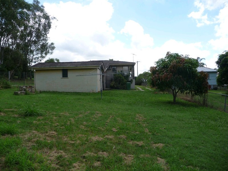 37a Liverpool Street, North Ipswich QLD 4305
