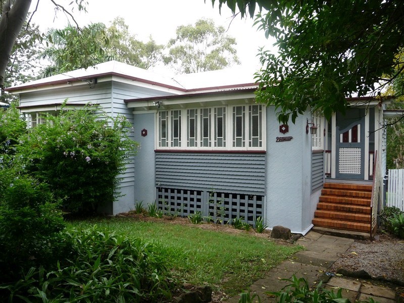 15 Holmes Street, North Ipswich QLD 4305