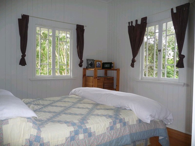 15 Holmes Street, North Ipswich QLD 4305