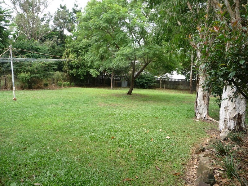 15 Holmes Street, North Ipswich QLD 4305