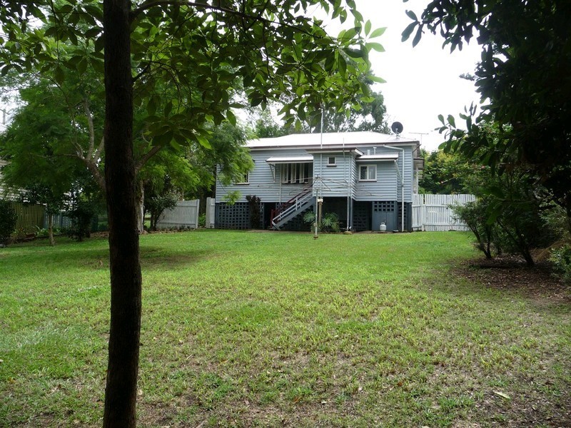 15 Holmes Street, North Ipswich QLD 4305