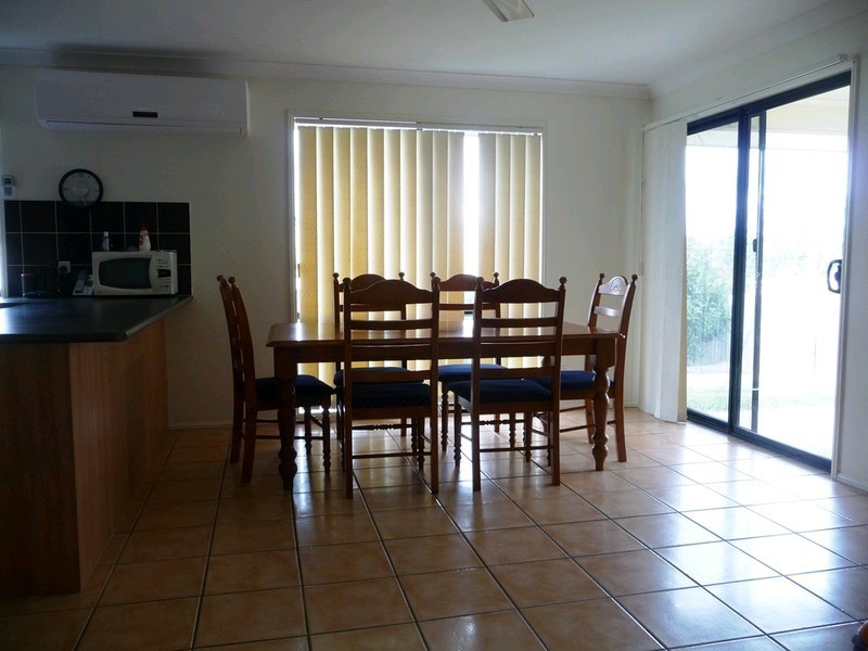 14 Sandhurst Place, Brassall QLD 4305