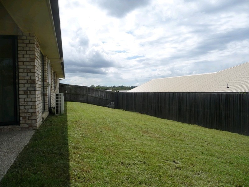 14 Sandhurst Place, Brassall QLD 4305