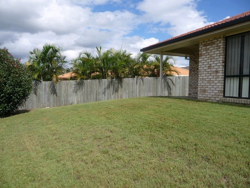 14 Sandhurst Place, Brassall QLD 4305