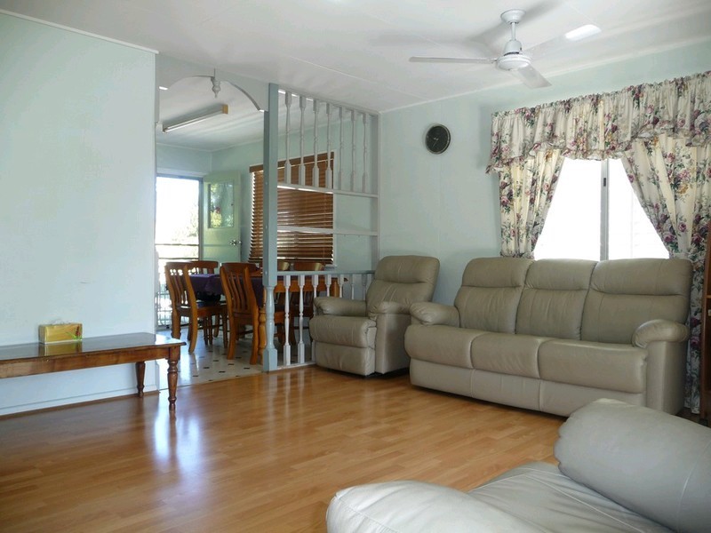 2 Loynes Street, Brassall QLD 4305