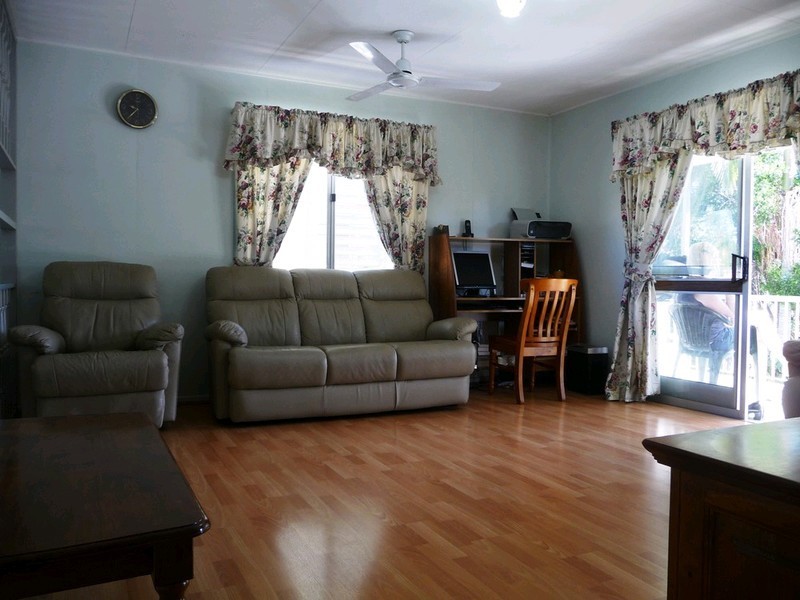 2 Loynes Street, Brassall QLD 4305