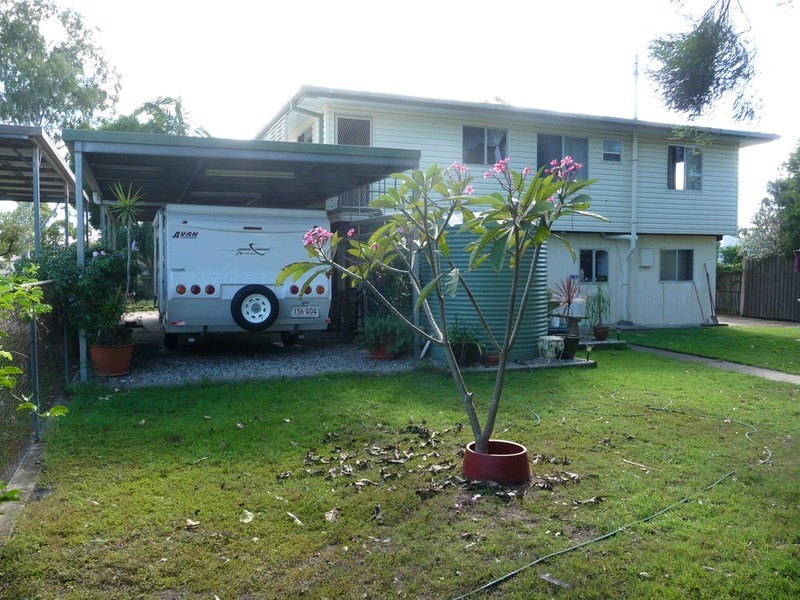 2 Loynes Street, Brassall QLD 4305