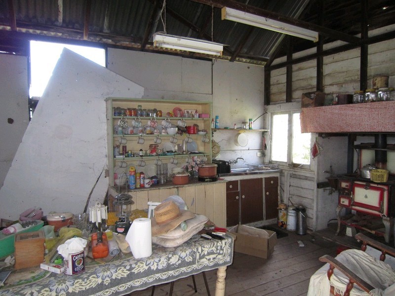 563 Riverside Drive, Pine Mountain QLD 4306