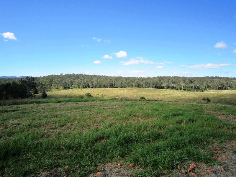 563 Riverside Drive, Pine Mountain QLD 4306