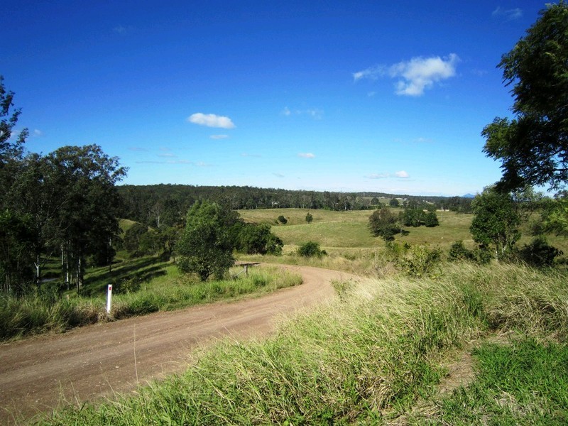 563 Riverside Drive, Pine Mountain QLD 4306