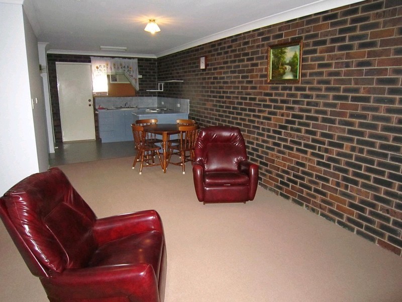 4/160 Glebe Road, Booval QLD 4304