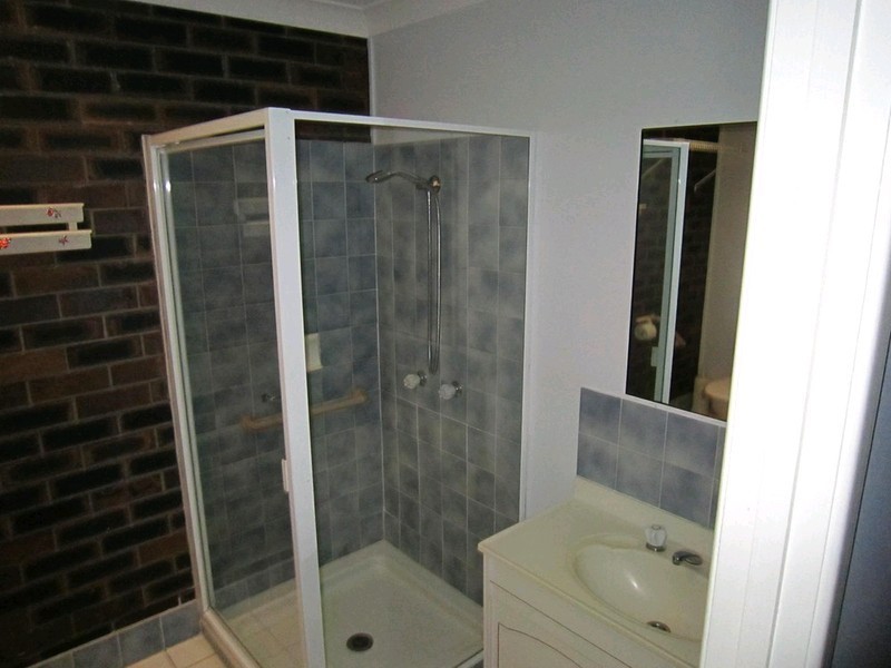 4/160 Glebe Road, Booval QLD 4304