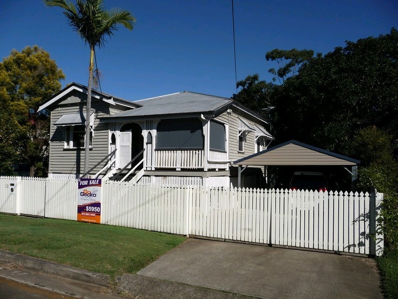 12 Smith  Street, North Ipswich QLD 4305