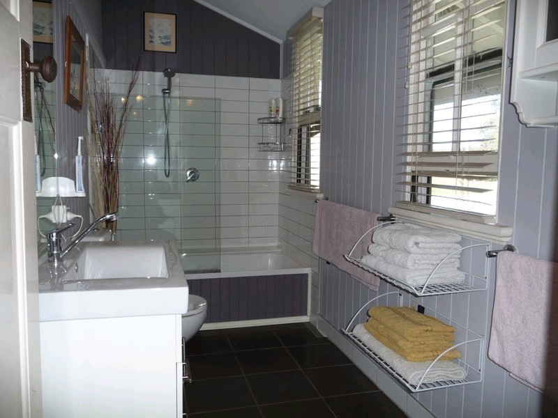 12 Smith  Street, North Ipswich QLD 4305