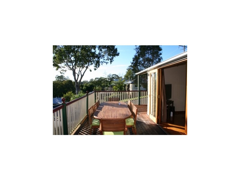 14 Liverpool Street, North Ipswich QLD 4305