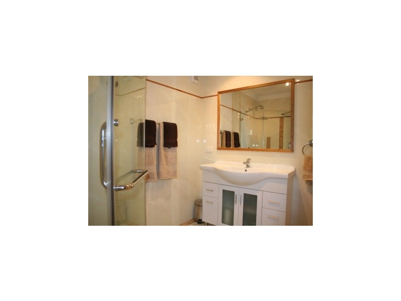 14 Liverpool Street, North Ipswich QLD 4305