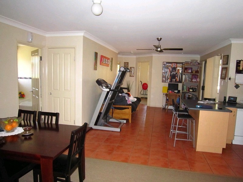 6 Banbury Close, Bundamba QLD 4304