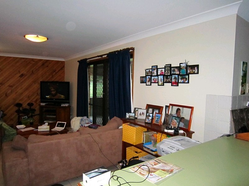 2 Joanne Street, Karalee QLD 4306