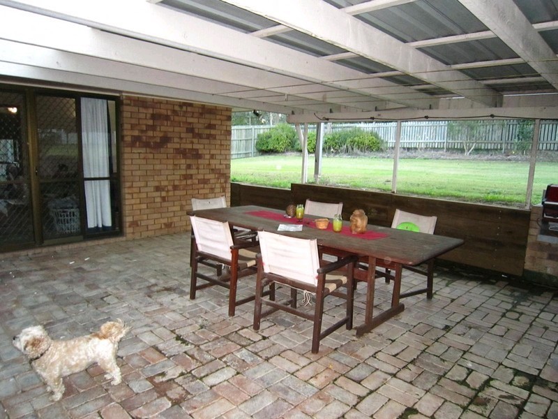 2 Joanne Street, Karalee QLD 4306