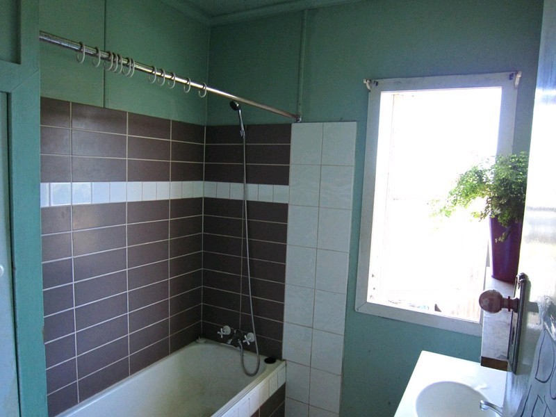 22 River Road, Bundamba QLD 4304