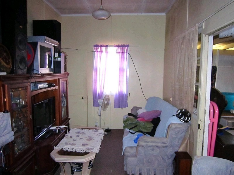 22 River Road, Bundamba QLD 4304