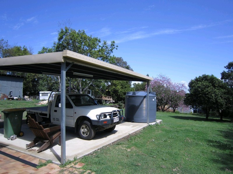 94 Downs Street, North Ipswich QLD 4305