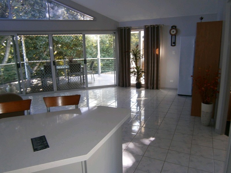 24a Whitehill Road, Newtown QLD 4305