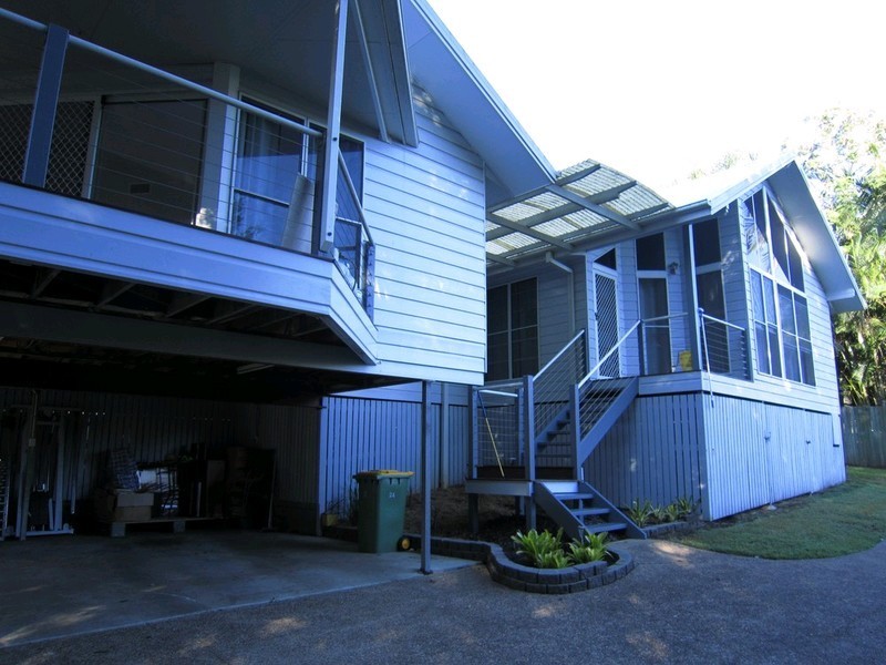 24a Whitehill Road, Newtown QLD 4305