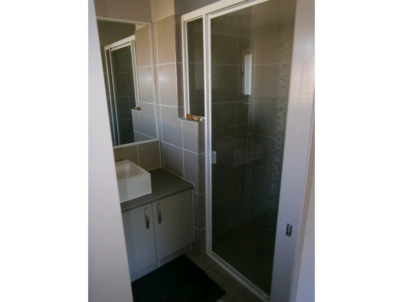 24a Whitehill Road, Newtown QLD 4305