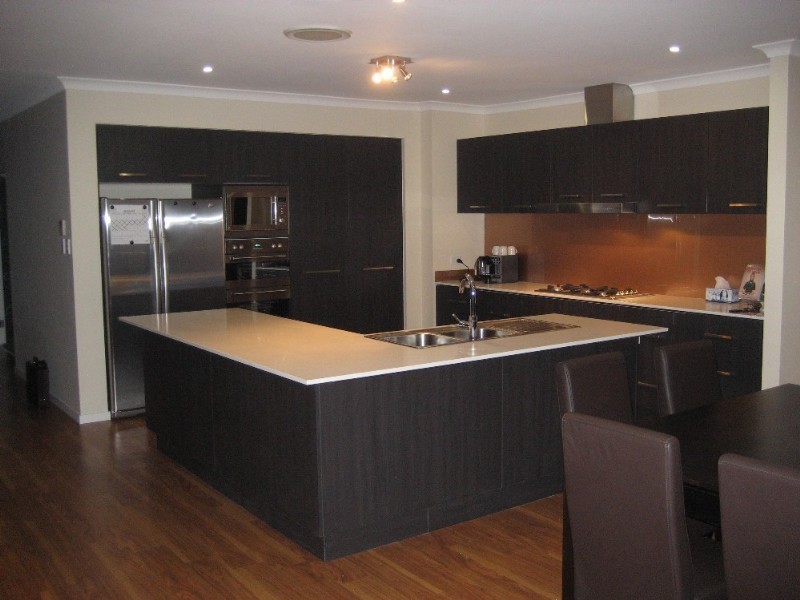 64 President Circle, Karalee QLD 4306