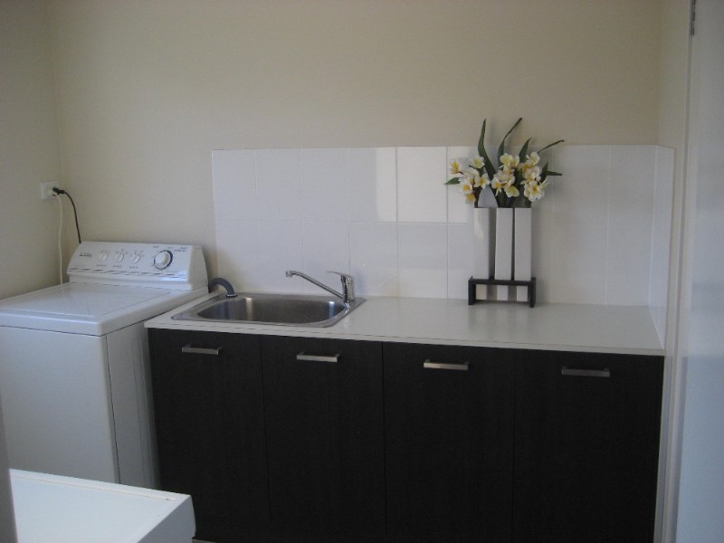 64 President Circle, Karalee QLD 4306