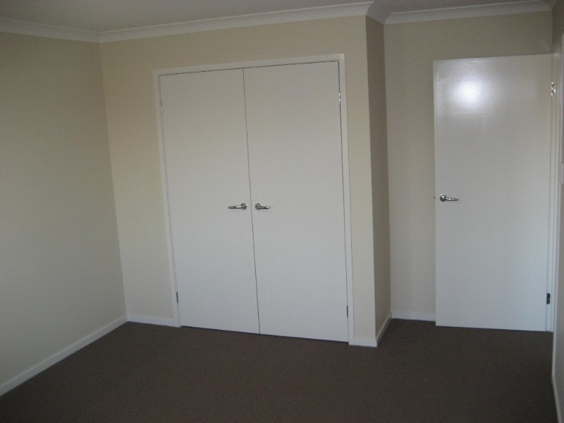 64 President Circle, Karalee QLD 4306