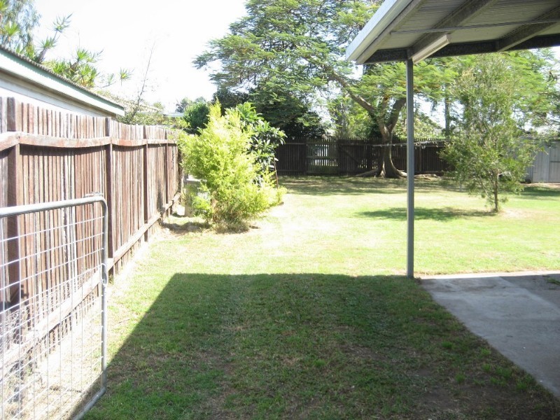77 North High Street, Brassall QLD 4305