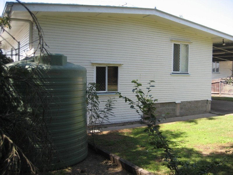 77 North High Street, Brassall QLD 4305