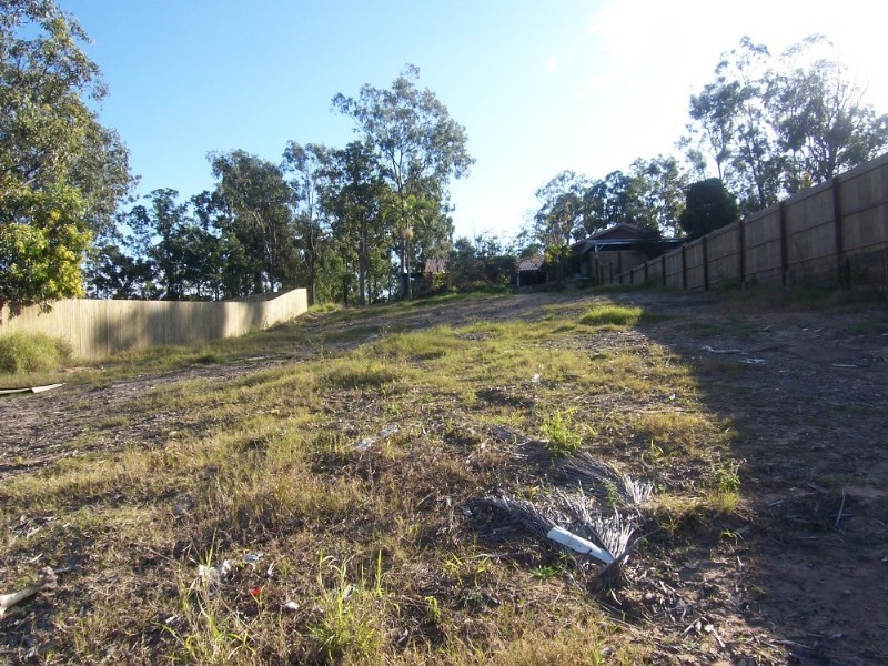 5 Serenity Place, Brassall QLD 4305