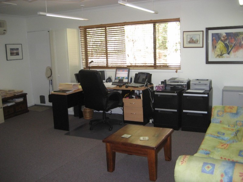 3 Wirriboot Court, Karana Downs QLD 4306