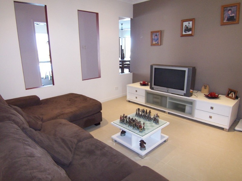 27 Tulip Street, Yamanto QLD 4305